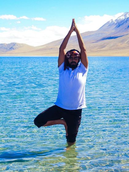 Hitesh Aras - Yoga & Fitness Classes Yoga Retreats in Nature photo 3