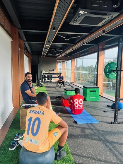 A glimpse into a strength and conditioning session with our partners. We believe in a collaborative approach to help athletes reach their peak physical condition.