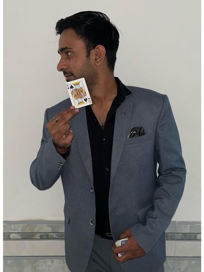 Close-Up & Roving Magic photo 18