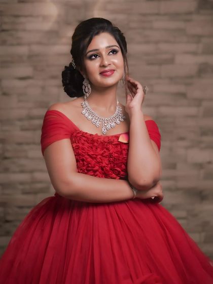 Pradeep Photography - Commercial & Brand Photography Glamour & Contemporary Fashion photo 25