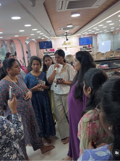 Asmitha Makeover Artistry - Personal Grooming Workshops Professional Makeup Artist Courses photo 30