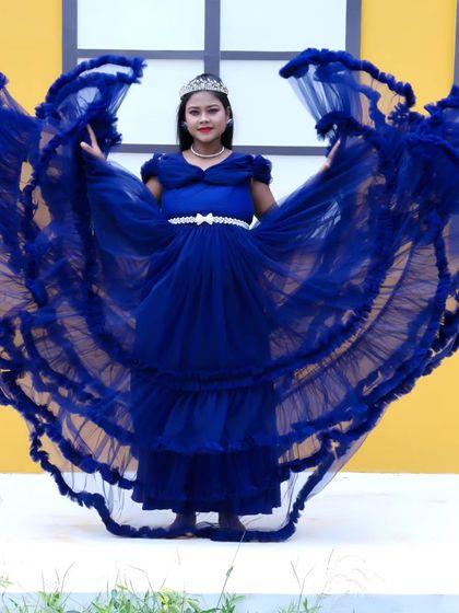 Costume Bank - Photoshoot & Event Costume Rental Maternity & Pregnancy Shoots photo 94