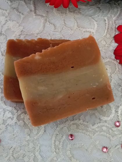 The Harmony soap, with its beautiful layers and exotic scent, is a truly special bar from my Coconut Milk Collection.