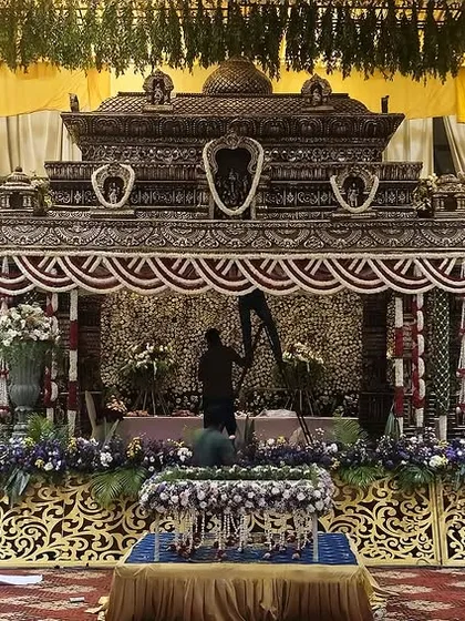 We honor tradition by creating magnificent temple-style mandaps. This grand structure, rich with intricate details and floral garlands, provides a sacred and awe-inspiring space for the most important rituals of your wedding day.