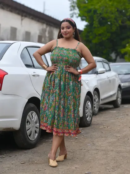 My 'Mor Bani Thangaat Kare' feeling captured in a photo. This was my look for Day 1 of the Aditya Gadhvi concert, feeling the excitement before stepping on stage.