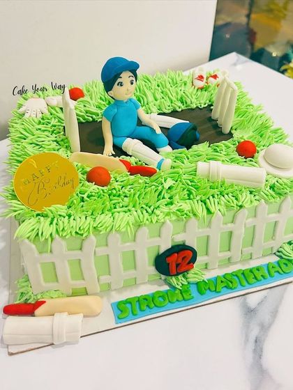 From the pitch to the party. A square cricket-themed cake for a "Stroke Master."