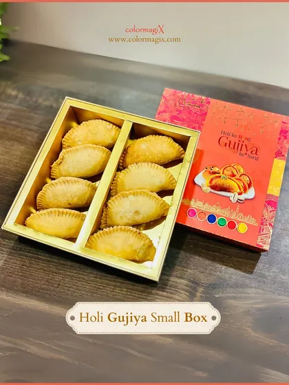 Our small Holi Gujiya box is perfect for sharing. Even in a compact size, it delivers the authentic taste of this festive delicacy, presented in beautiful, themed packaging.