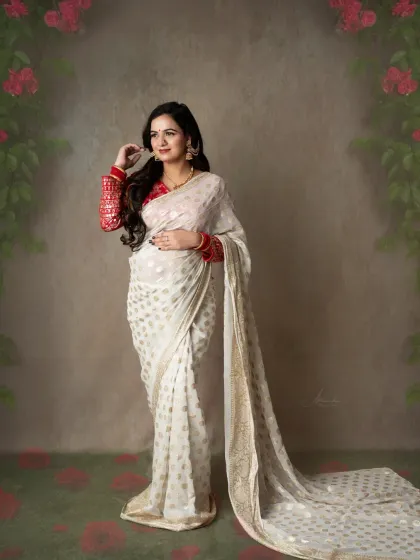 Abhinandan Photography - Maternity Photography Timeless Saree Portraits photo 32