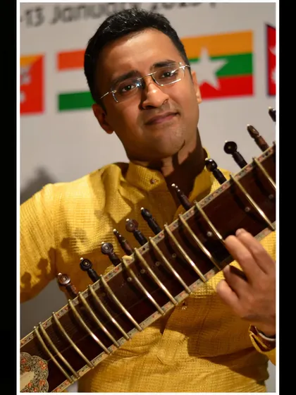 A confident portrait from the international summit performance.