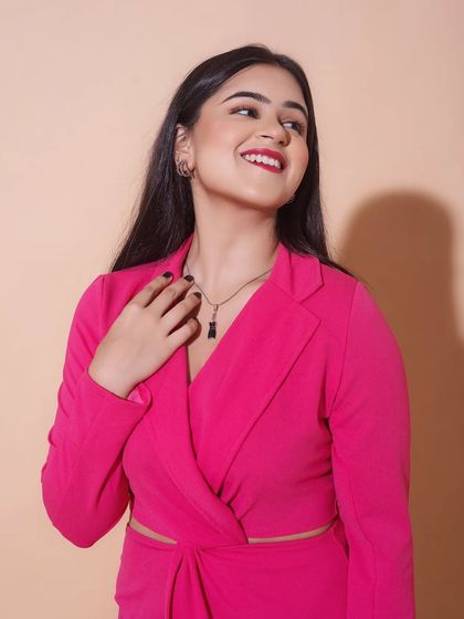 Signature Soft Glam & Glowy Skin photo 57