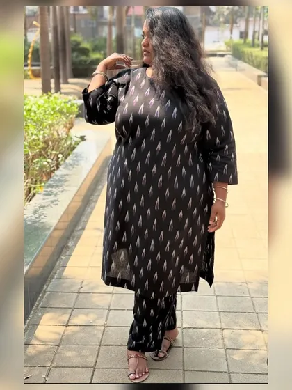 The radiant Vanita Kharat in my black Ikat kurta coords. I am committed to creating beautiful, comfortable outfits for all body types, available up to size 6XL.