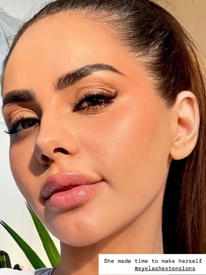 Here is a beautiful example of a classic hybrid lash set. I used a mix of C-curl lashes in lengths from 10mm to 13mm to create a look that is both noticeable and natural. This style is perfect for adding definition and length without being too heavy.