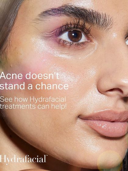 Acne doesn't stand a chance against a clarifying Hydrafacial. See how our treatments can help reduce inflammation and prevent future breakouts.