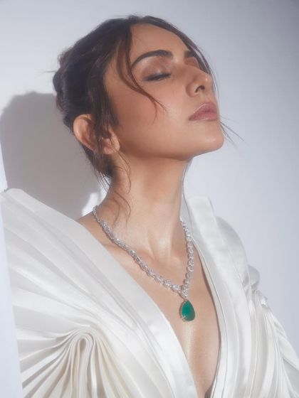 Chic Party & Cocktail Attire photo 38