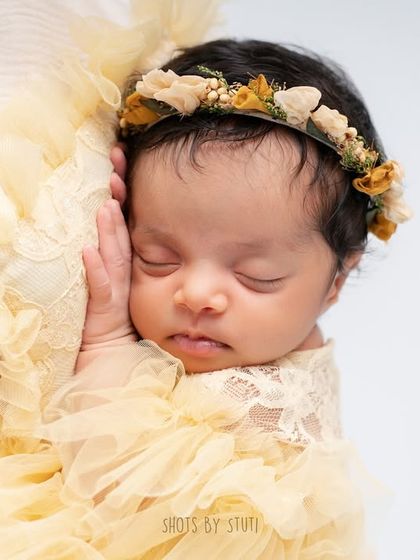 Another beautiful angle of this sleeping baby. I move slowly and quietly around the baby to capture different perspectives without disturbing them.