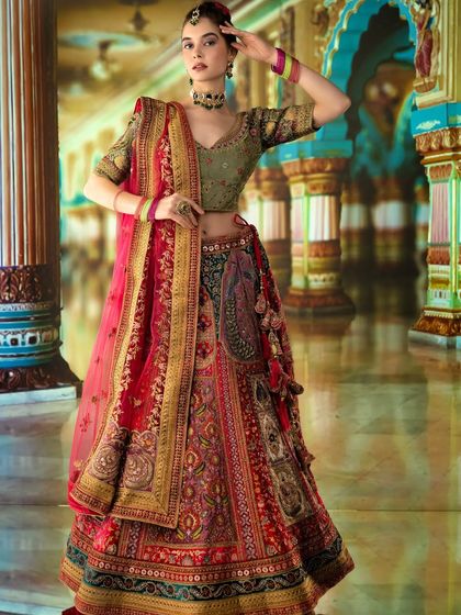 This royal setting is another example of a projected backdrop. The lighting is designed to be grand and even, illuminating the intricate details of the model's traditional attire and the magnificent hall.