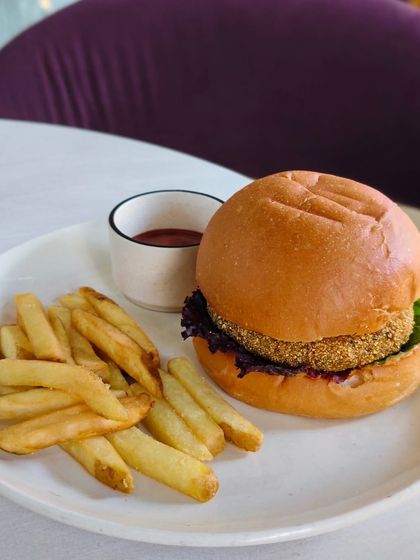 Sly Granny - European Restaurant Dining Gourmet Pizzas & Burgers photo 6