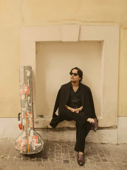 Another shot from Vienna, with my trusted sitar case that has traveled the world with me. It carries more than an instrument; it carries stories.