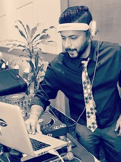 Another look at my formal event attire. I believe in looking professional while delivering a high-energy performance.