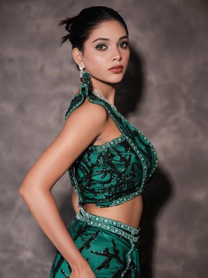 Learn with Roshni: Makeup Academy photo 14