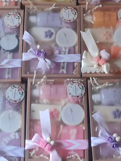 Another angle of the beautifully packaged Women's Day gift hampers, ready for a corporate order.