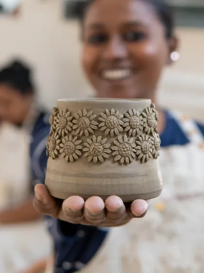 This beautiful sunflower pot was crafted by one of our students during a beginner's course. It’s a wonderful example of how, with a bit of guidance, anyone can create something they are proud of, even with no prior pottery experience.