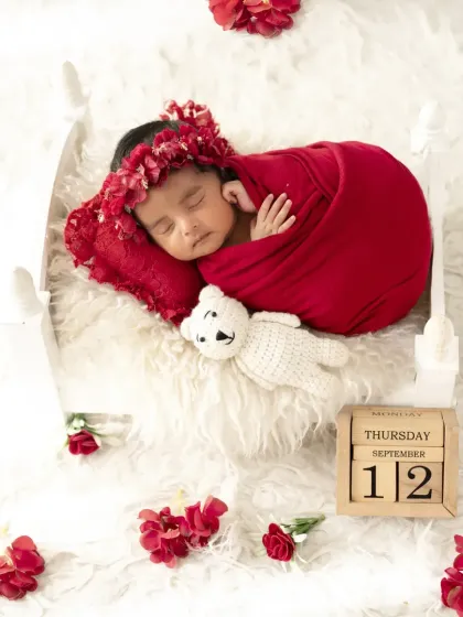Abhinandan Photography - Newborn Photography Sweet Slumbers: Classic Posed Portraits photo 4