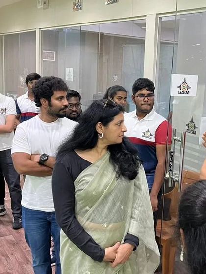 Our founder, Olympian Prakash Nanjappa, personally engages with a corporate group, sharing insights on mental fortitude and the parallels between sports and business. These interactions provide an inspiring and valuable addition to any corporate event.