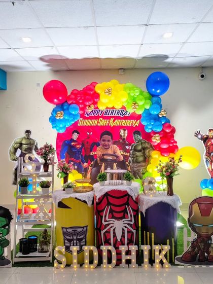 Uptown Event - Event & Party Decoration Fun with Characters: Cartoon & Movie Themes photo 4