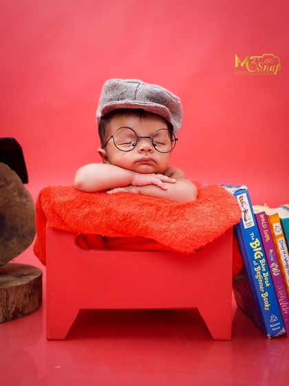 Adding a little grey cap and some books to the setup. I love to build on a theme and create a variety of shots for you to choose from.