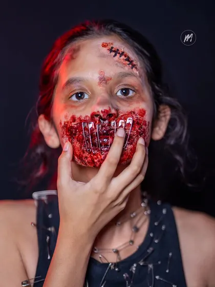 We also get creative with SFX makeup demos. Learning special effects techniques helps my students build a diverse portfolio and pushes their artistic boundaries.