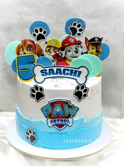 This Paw Patrol cake is another fondant-free design, using printed edible toppers to feature the whole team. It's a great way to include lots of characters on a delicious chocolate truffle cake.