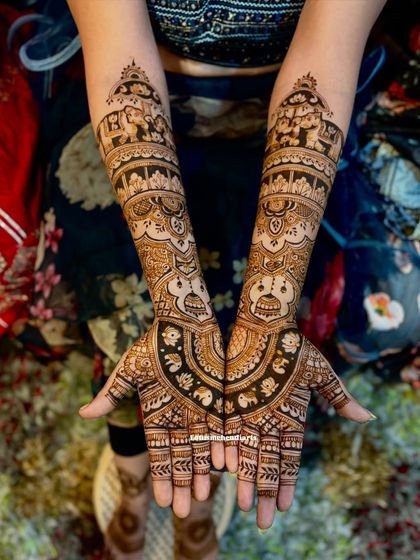 Lotus Mehendi Arts - Bridal & Occasion Mehendi Elaborate Bridal Designs photo 3