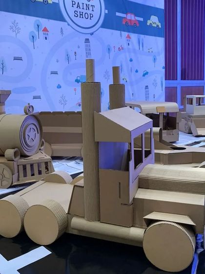 I love creating big, impressive models that capture the imagination. This large cardboard truck and the steam engine behind it were centerpieces of the event, offering a fantastic photo opportunity and a fun crafting challenge.