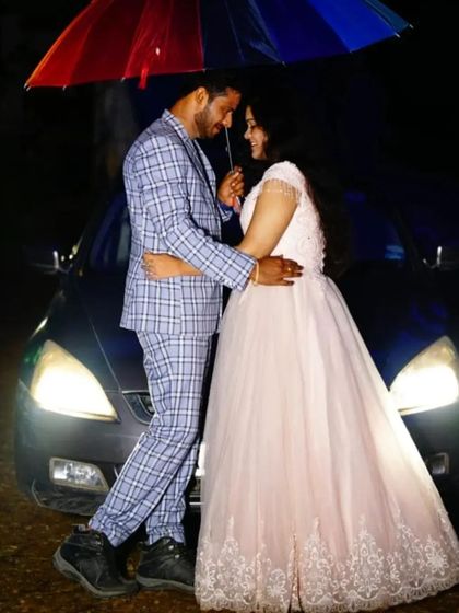 Dress Rental Buzz - Photoshoot Outfit Rental Couple & Pre-Wedding Outfits photo 45