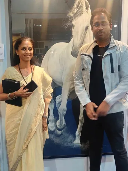 It is always a pleasure to meet art lovers at my exhibitions. Here I am with Member of Parliament Supriya Sule ma'am, standing before one of my large-scale horse paintings.