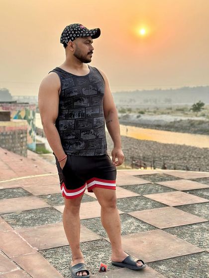 Watching the sunrise over the river in Uttarakhand. A peaceful start to the day.