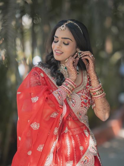 The Royal Red Bride photo 5