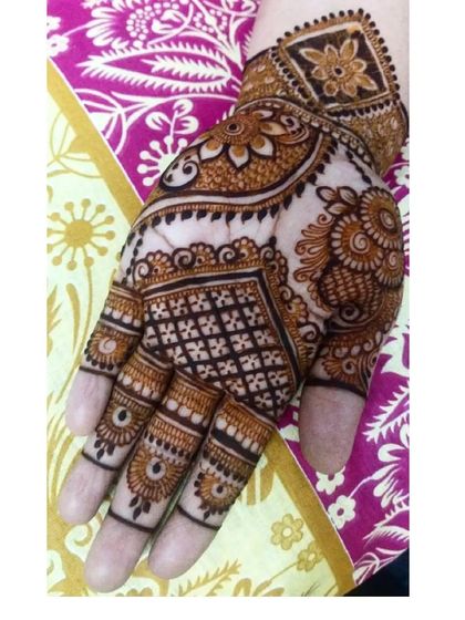 Sonu - Special Occasion Mehndi Additional Designs & Artistry photo 47