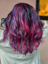 Haircuts & Styling