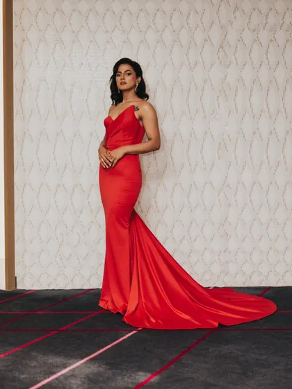 I styled the incredible Shraddha Srinath for the IIFA Utsavam awards in Abu Dhabi. This striking red gown by John & Ananth creates a powerful silhouette, perfect for a major red carpet event. The look is completed with bold jewelry from Azotiique, ensuring she stood out.