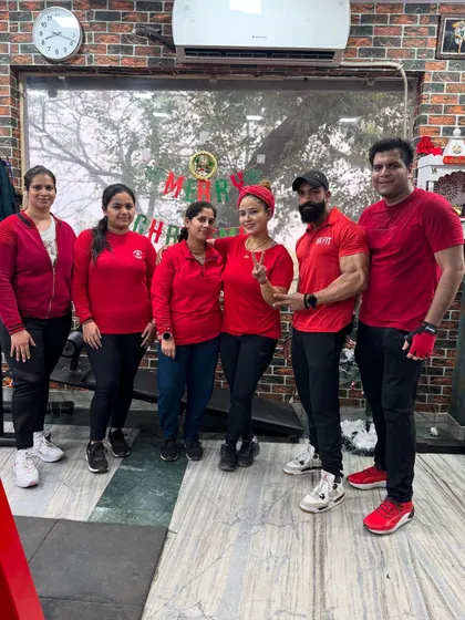 We are more than just a gym, we are a fitness family. The community support here is real, and we love celebrating together. Everyone here works hard and motivates each other to keep going.