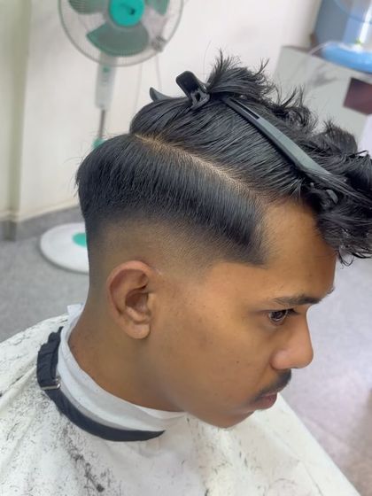 Deva rv - Men's Haircuts & Grooming Classic Pompadours & Volume Styles photo 22