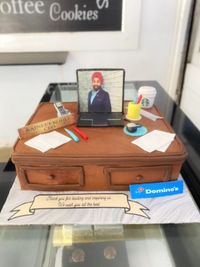 Corporate & Branded Bakes