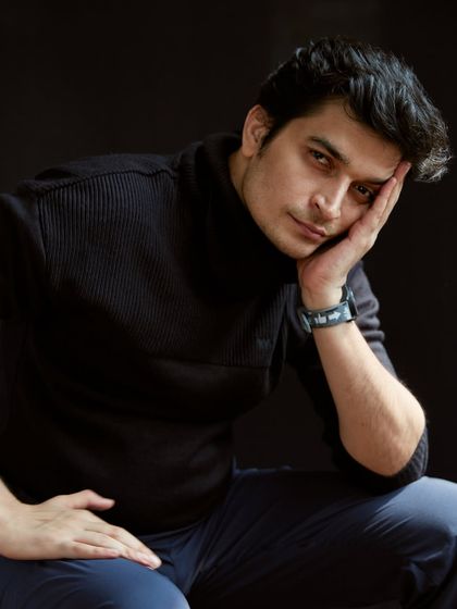 Vidhi Thakur - Portrait & Headshot Photography Studio Portraits: The Art of Stillness photo 13