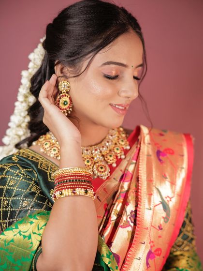 Learn with Roshni: Makeup Academy photo 44