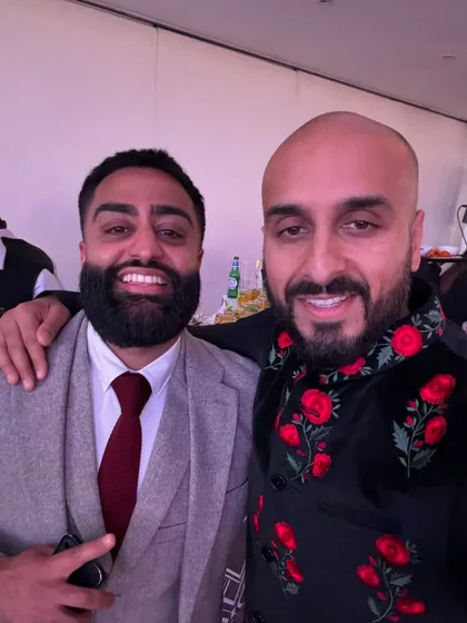Catching up with a friend at a UK wedding. It's always great to see familiar faces in the industry.