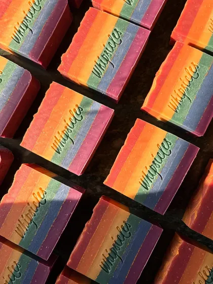 Introducing the Happy Bar, a celebration of joy in soap form. Each vibrant layer is colored with natural clays, from Brazilian Yellow to French Pink, creating a beautiful rainbow to brighten your day.