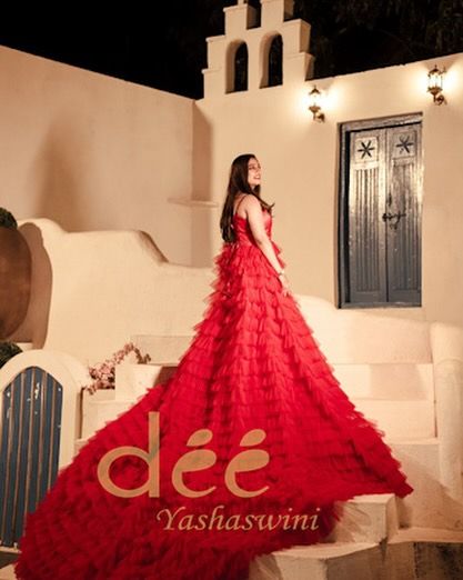 Dee Yashaswini - Occasion Wear Rentals Couple & Pre-Wedding Styles photo 33