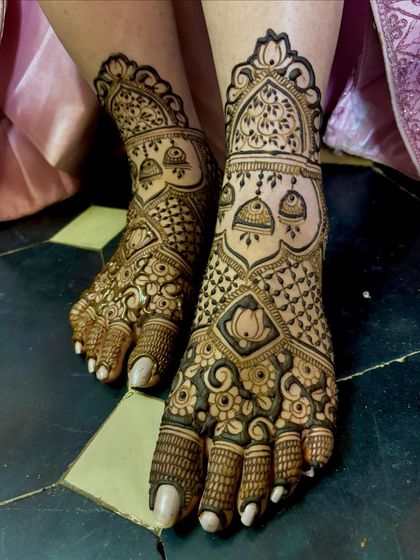 Mitali - Bridal Mehendi Bridal Feet Mehendi photo 18